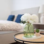 Artsy Elizabeth Boulevard Apartamento