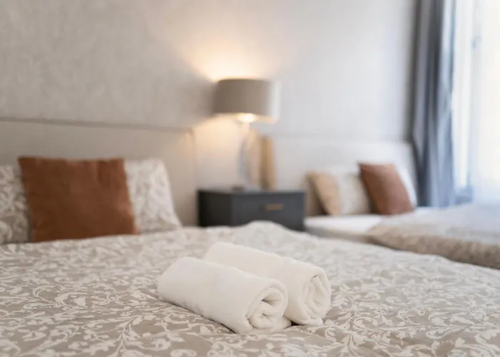 Artsy Elizabeth Boulevard Appartement