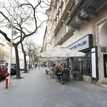 Apartament Artsy Elizabeth Boulevard *