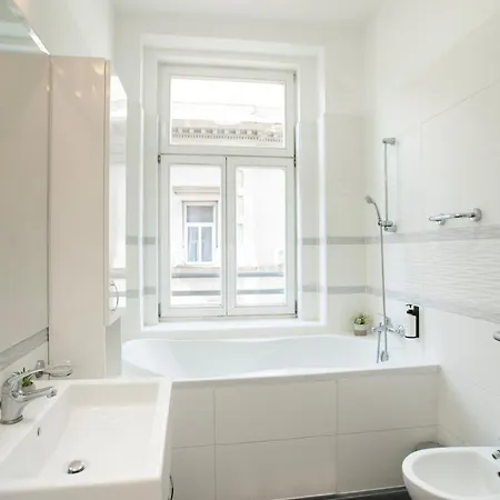 Artsy Elizabeth Boulevard Apartment Budapest